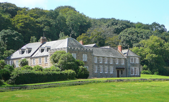 汉突然被通知继承4亿房产,每年还能拿87万生活费|查尔斯|乔丹|英国