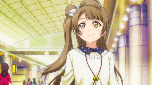 虽然文静内向但是内心坚强的南琴梨