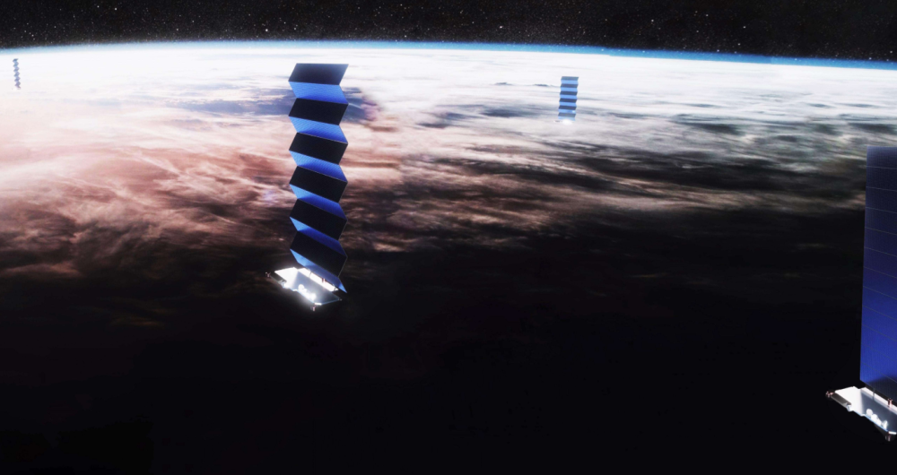 卫星|巨型火箭腾空而起，60颗卫星进入预定轨道，美给全世界上了一课