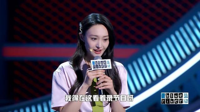郑爽|郑爽脱口秀暗讽张恒？自称经纪人实则是跑腿，跟了我一段时间，大笔钱就没了