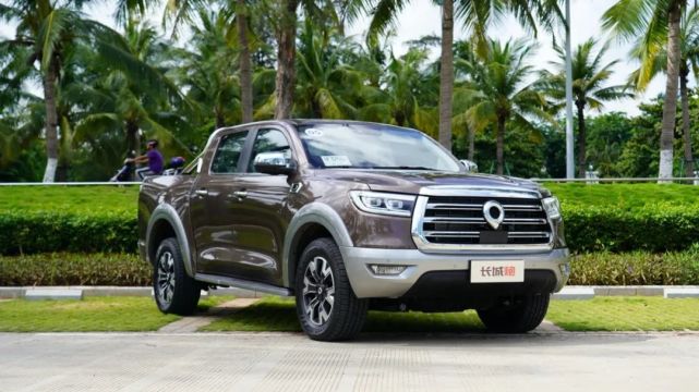 试长城炮乘用版柴油8at多拉快跑还省油属实很香