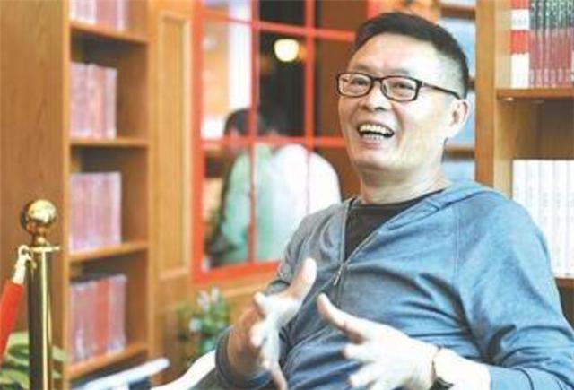 董卿|因两耳光与父亲决裂20年，回头父亲已痴呆，董卿为他推掉所有主持