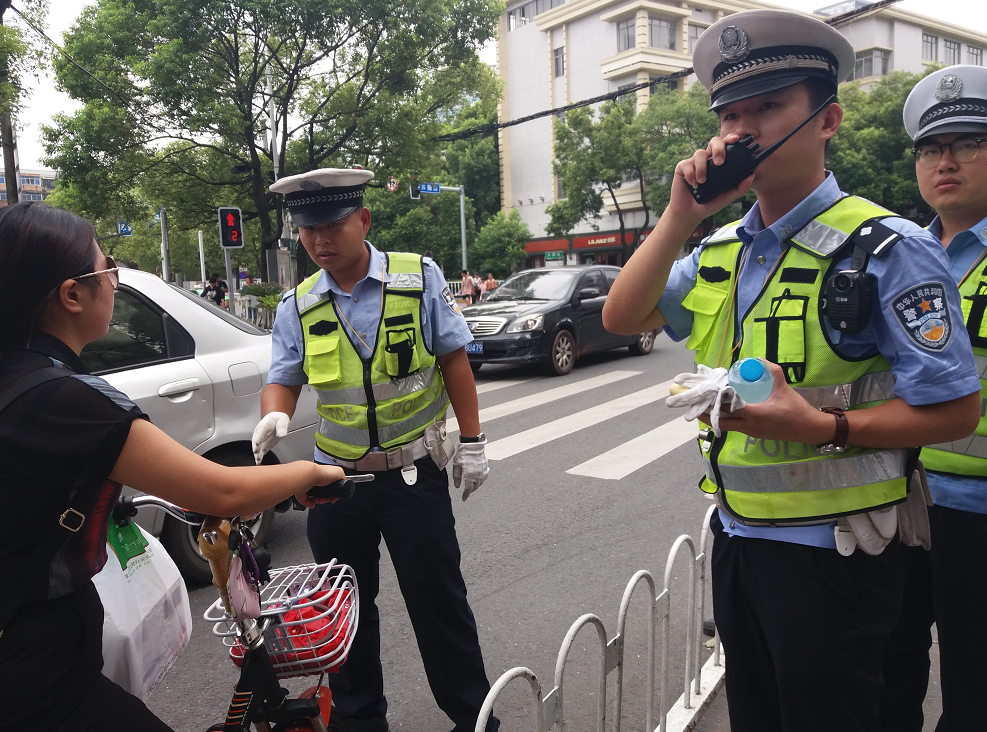 一个半月南昌交警抓拍43030起