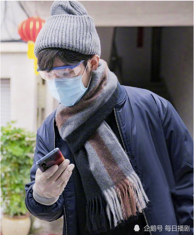 最美逆行者|肖战寸头录制宣传片，为《最美逆行者》开播助力，角色名官宣