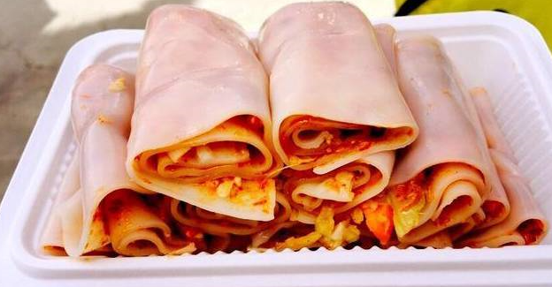 云南特色小吃南涧油粉口感清凉