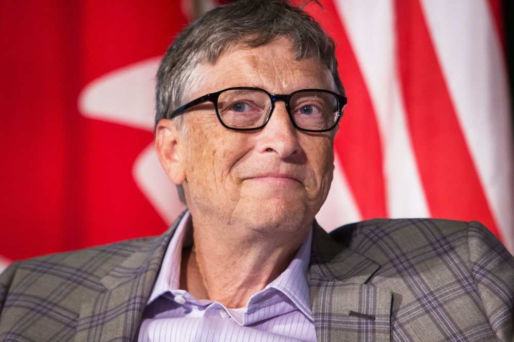 从盖茨的长文可以看出在这位身价千亿美金的富豪儿子眼中,老盖茨绝对