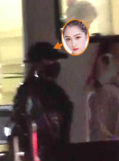 鹿晗|力破分手谣言！鹿晗踩点为关晓彤庆生，还特意用上“情侣文案”