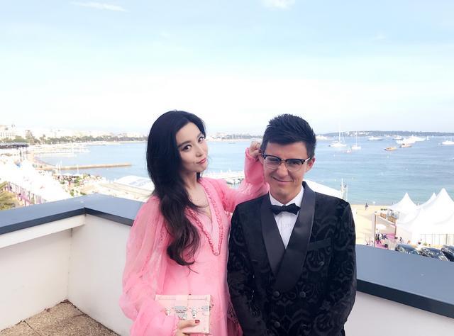 范冰冰|范冰冰生日半夜晒自拍，39岁颜值怎么样？与当年对比明星祝福少太多