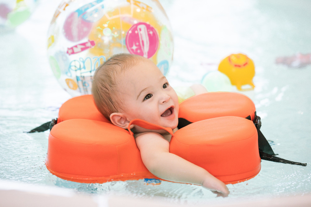 婴幼儿游泳裤和游泳圈要怎么选择？