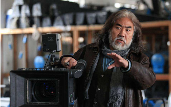 张纪中|娶小30岁助理、69岁再当父亲，娱乐圈“宝刀不老”又易主？