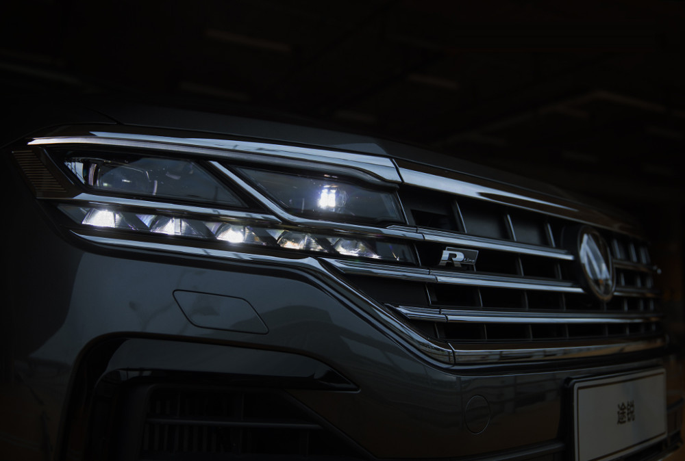 北京|探寻“京致”生活 开上途锐感受胡同里的大城小样