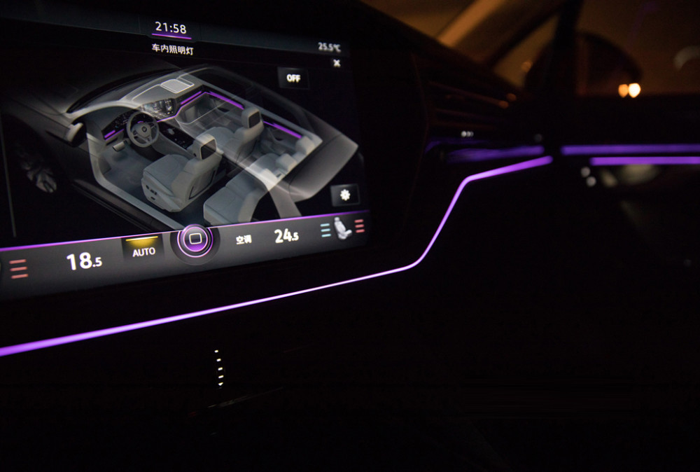 北京|探寻“京致”生活 开上途锐感受胡同里的大城小样