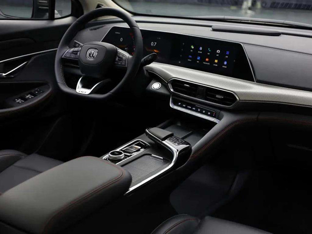 长安汽车|引力第二款车将亮相北京车展，或将取代CS95旗舰地位！