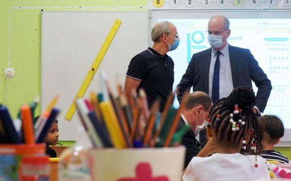 法国81所学校和2100个班级因为疫情关系关闭