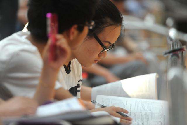 这5所高校录取分数线 暴跌 都是双一流大学 考生后悔没报考 腾讯新闻