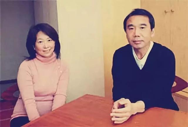 村上春树|村上春树：父亲是侵华士兵，用军刀砍下战俘人头，20年了我没见他