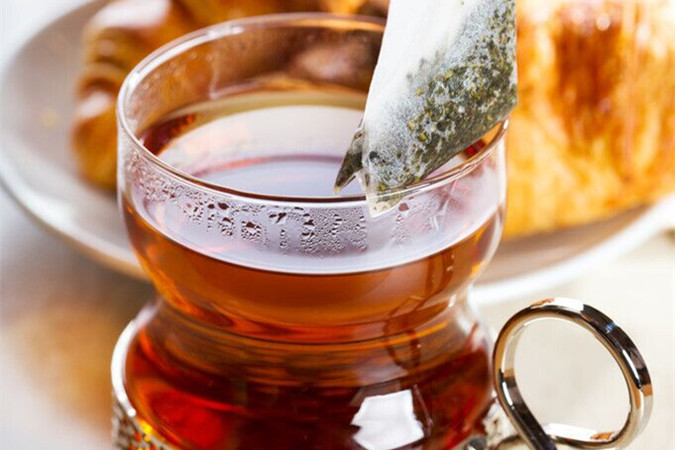 慢性咽炎|慢性咽炎常反复复发？学会这些方法“甩掉”它