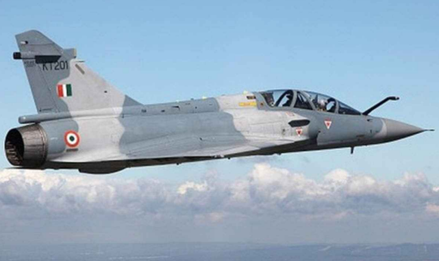 并在前线空军基地部署了苏-30mki,米格-29和幻影-2000机队以应对任何