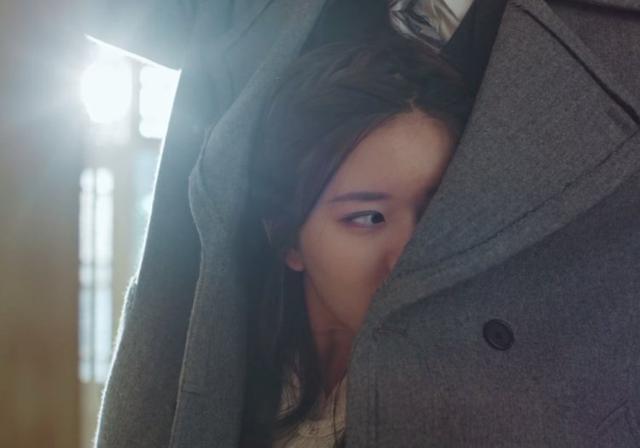 赵露思|赵露思新剧开播，预告即精华，正片还不如海报，辱智的假糖吃不下