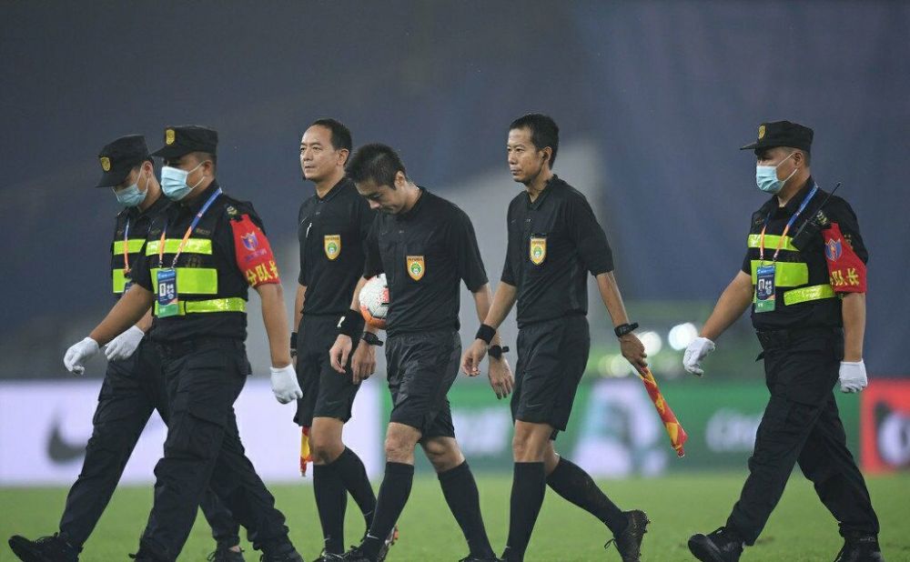 北京国安|北京豪门“成笑话”：中超至暗时刻！韩乔生：国安，好好反思自己