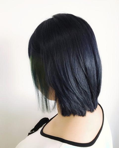 流行发色褐蓝色,这样染,比蓝黑色更好看