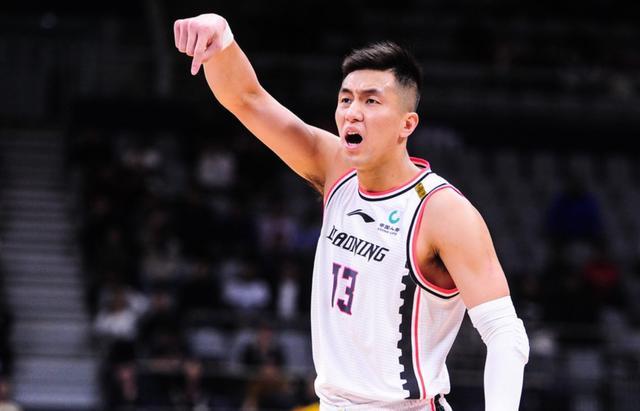 了一些调整,用后场防守悍将高诗岩 郭旭从山东队换来内线新星朱荣振