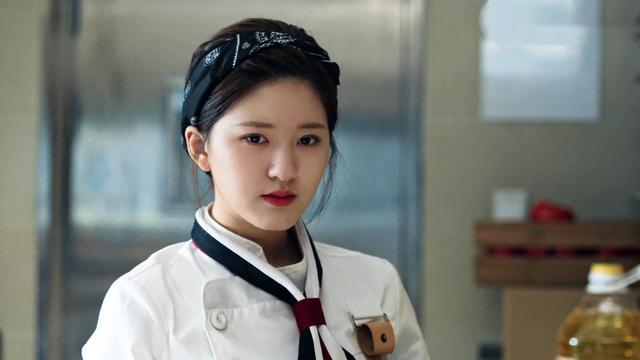 赵露思|赵露思的《我，喜欢你》，18岁年龄差，让这对“冤家”虐不起来