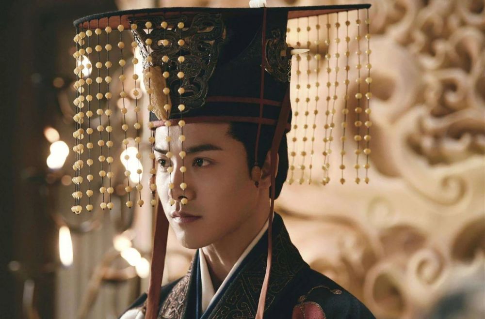 南朝宋废帝十一岁登基喜爱发明酷刑和杀人十五岁就被杀了