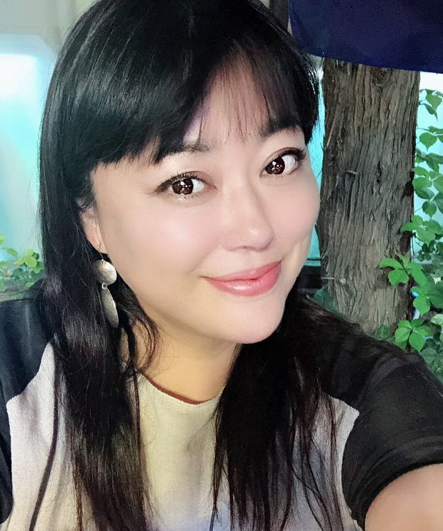 是《憨媳当家》的麻辣媳妇"张银凤",《女人进城》中的"丁丽莎",还是
