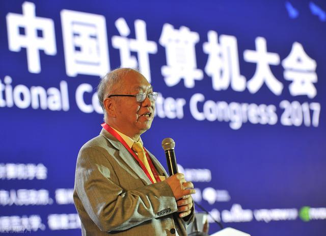 数学|丘成桐：中国科技至少要倒退20年！任正非：华为700名数学家
