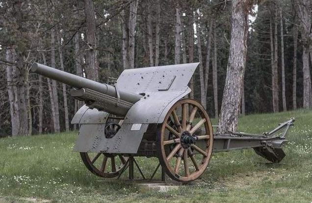 亮剑中李云龙的意大利炮牛上天了简直是土豪中的土豪