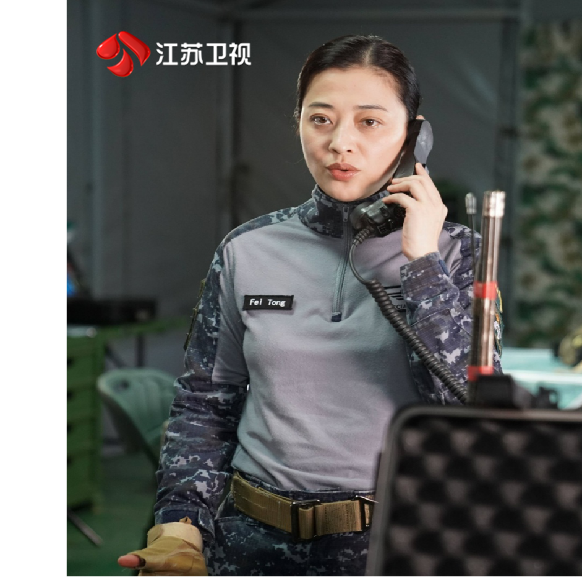 看梅婷如何演得精彩,活得漂亮|梅婷|蓝军出击|佟菲