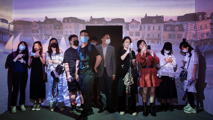 莫奈|9件莫奈原作在上海展出，只设一米线，连玻璃框都没装