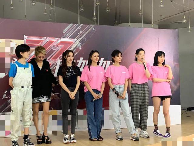 乘风破浪的姐姐|《浪姐》又被疑解散！成团近两周团员从未到齐，宁静一直单独行动