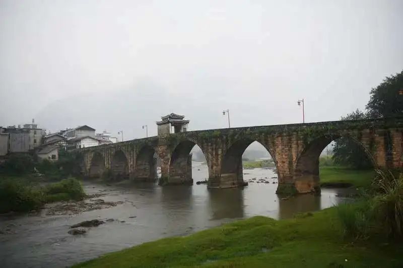 古驿道上"苏州馆",翻山越岭涉古渡,晋商乔家留足迹