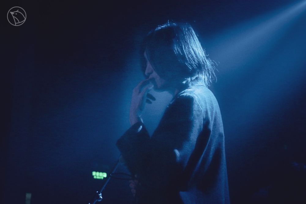 乐队|谷雨影像｜95后女孩痴迷拍乐队，5年蹲守200场演出说：值得