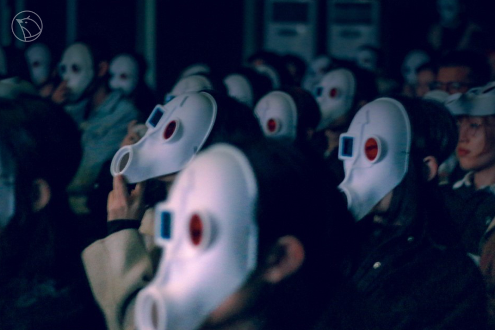 乐队|谷雨影像｜95后女孩痴迷拍乐队，5年蹲守200场演出说：值得