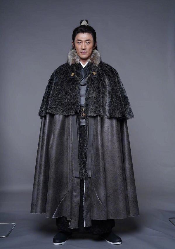 王晶|王晶《倚天》即将杀青，仍有一位女主尚未确定演员，22岁赵露思呼声大