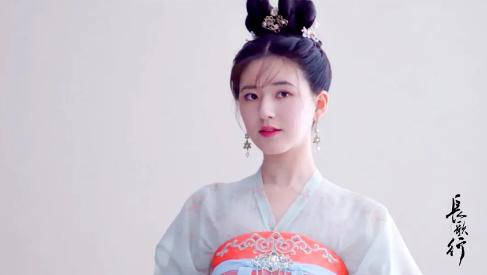 王晶|王晶《倚天》即将杀青，仍有一位女主尚未确定演员，22岁赵露思呼声大