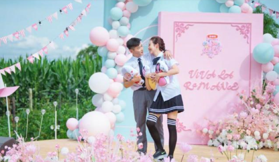 蔡少芬|四缺一！洪欣陈法蓉为蔡少芬庆生独缺朱茵，张晋携女儿合唱生日歌好温馨