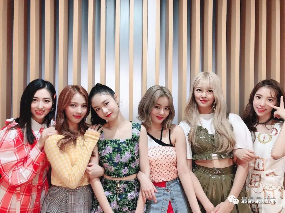 她在直播中被打了