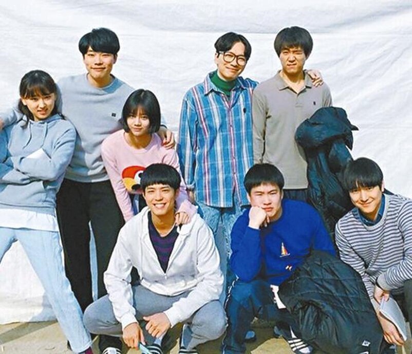 请回答1988|《请回答1988》“珍珠”近照曝光，小吃货长成瓷娃娃长腿美少女