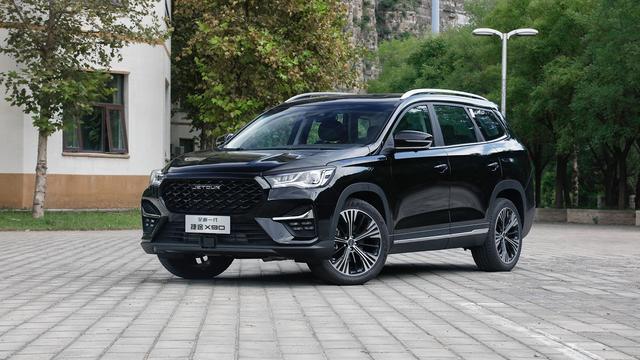 大空间7座中型suv 新款捷途x90上市 售价8.99万起
