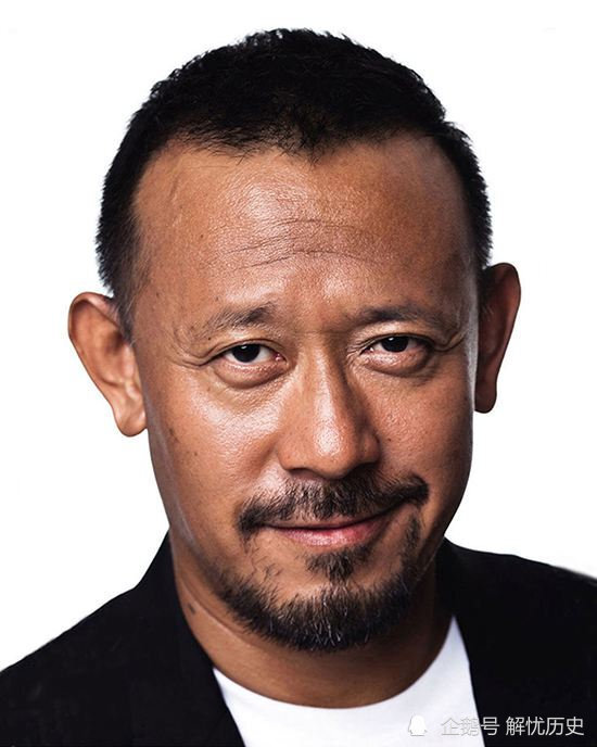 姜文|文娱界名人神仙打架，姜文为劝架写下一首诗，指桑骂槐的功夫一流