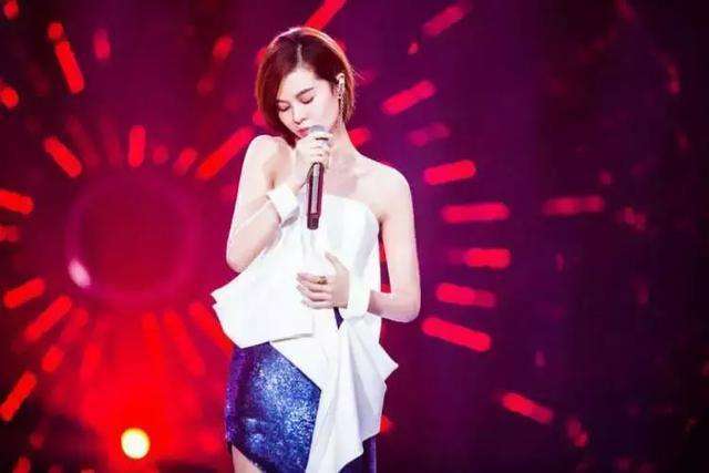 郁可唯|同参加过超女、演唱过无数影视歌曲的张靓颖、郁可唯为何差别大