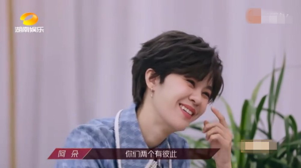 郁可唯|同参加过超女、演唱过无数影视歌曲的张靓颖、郁可唯为何差别大