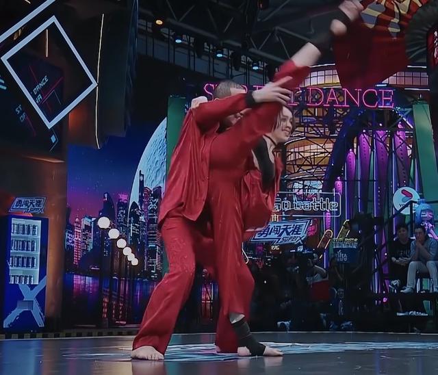 王一博战队杨文韬舞蹈为何囍舞不喜泪点堪比苏轼悼亡妻词