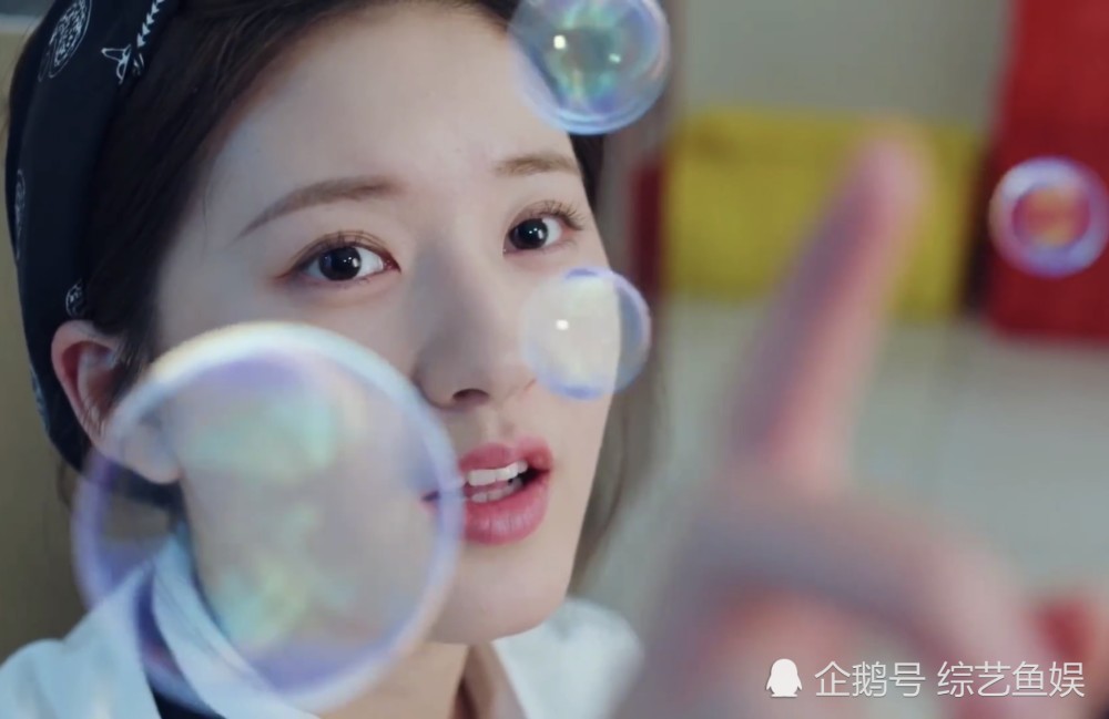 赵露思|刚播2天就破1.9亿，套路化撒糖，赵露思《我喜欢你》被吹过头了吧