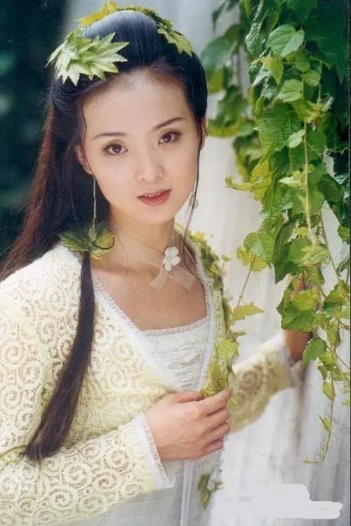 佟丽娅|为什么她们艳压范冰冰、美过佟丽娅，却演不好一个狐狸精？