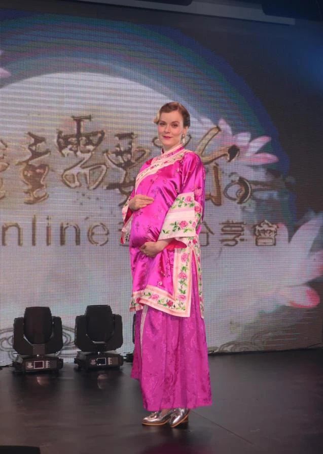 tvb|祝福！前TVB外籍花旦陈明恩，怀孕7个月心情紧张，可能到澳洲生产